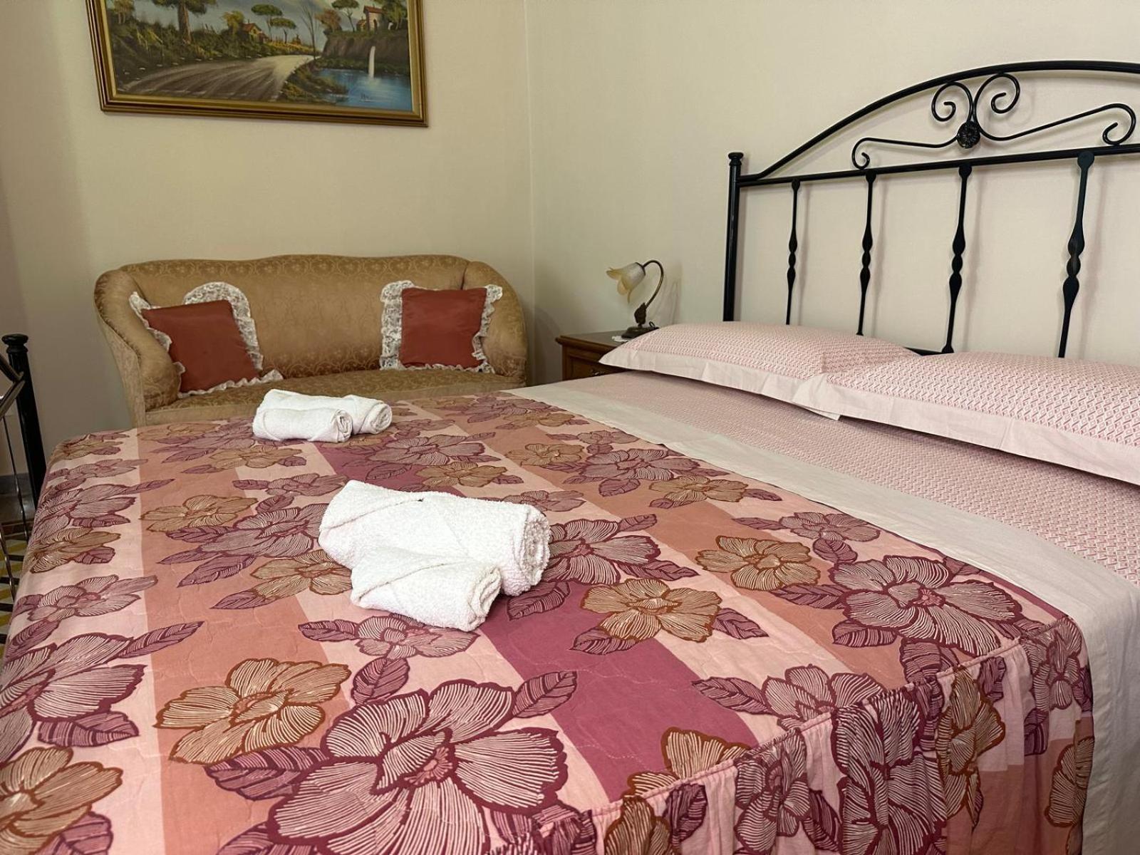 Отель Residenza Gonzaga Serracapriola Экстерьер фото