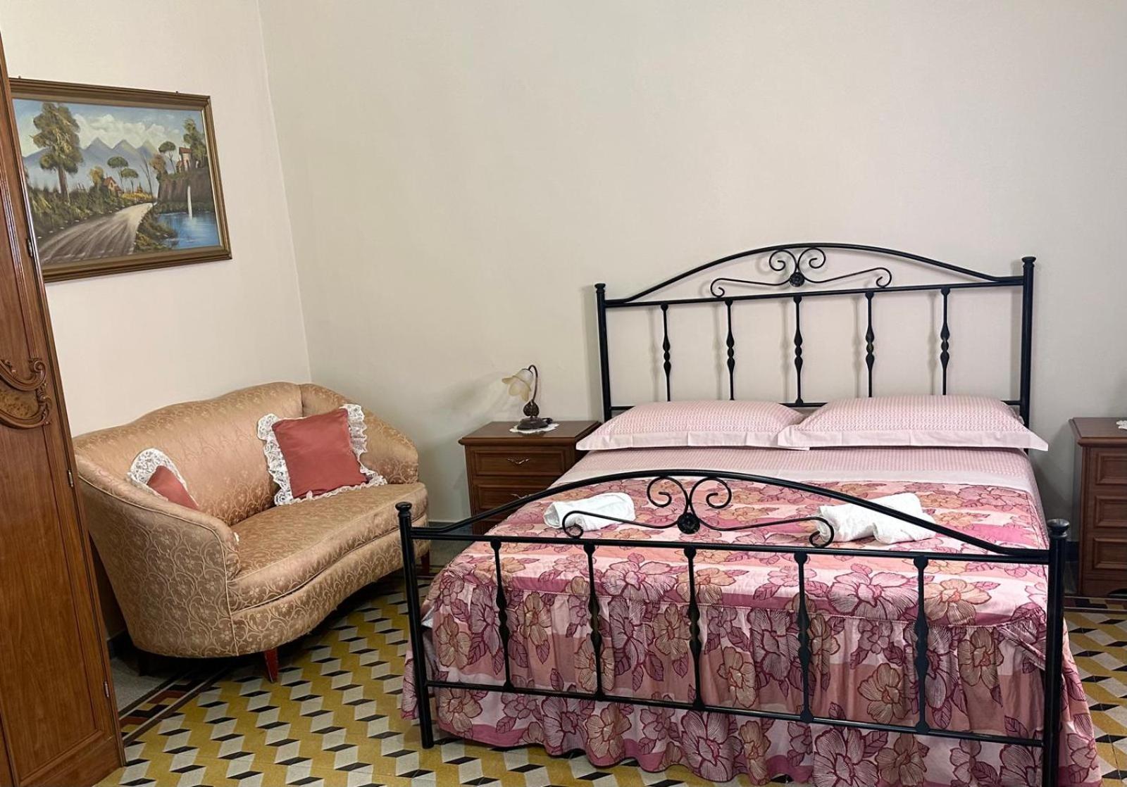 Отель Residenza Gonzaga Serracapriola Экстерьер фото