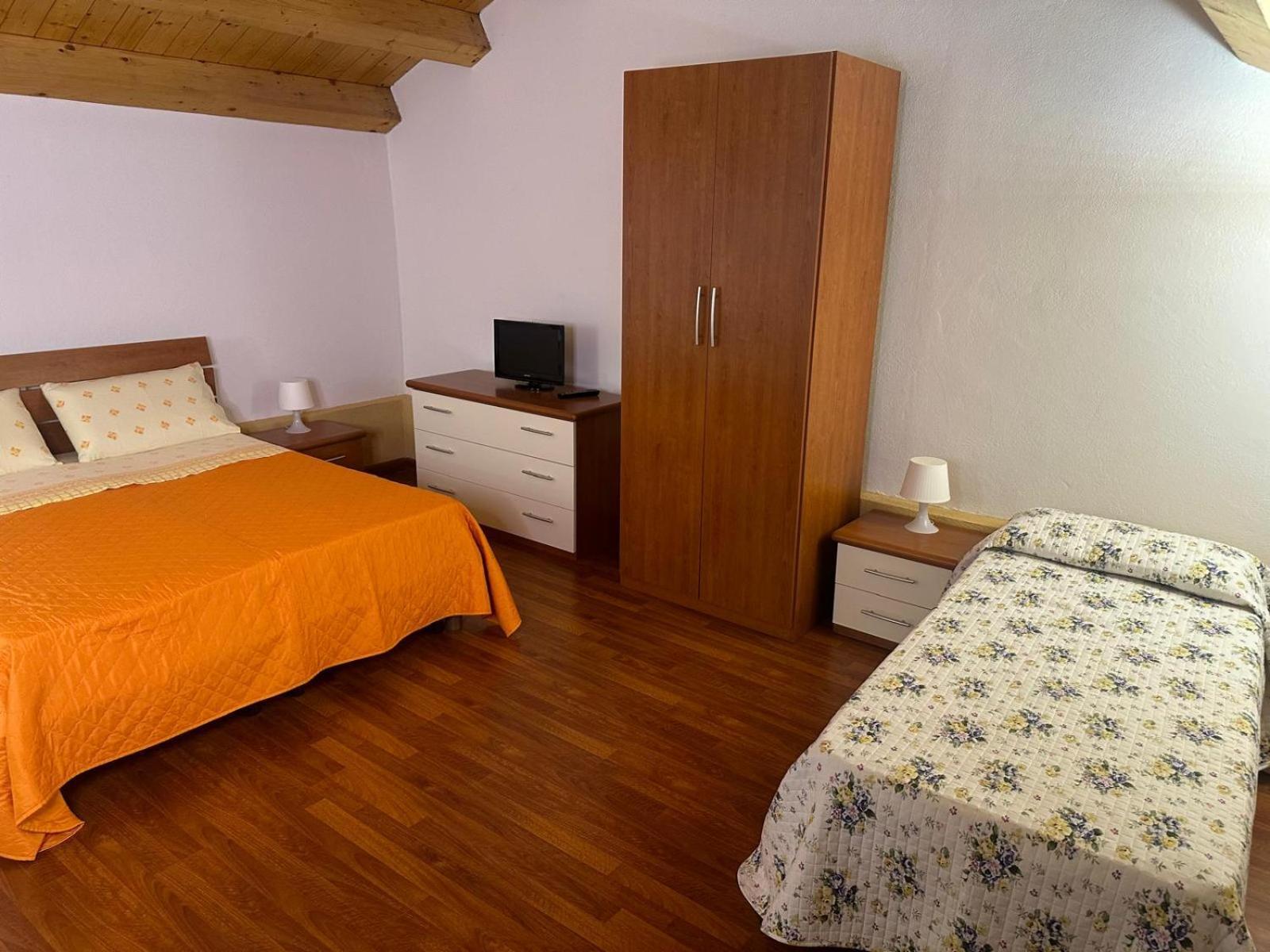 Отель Residenza Gonzaga Serracapriola Экстерьер фото